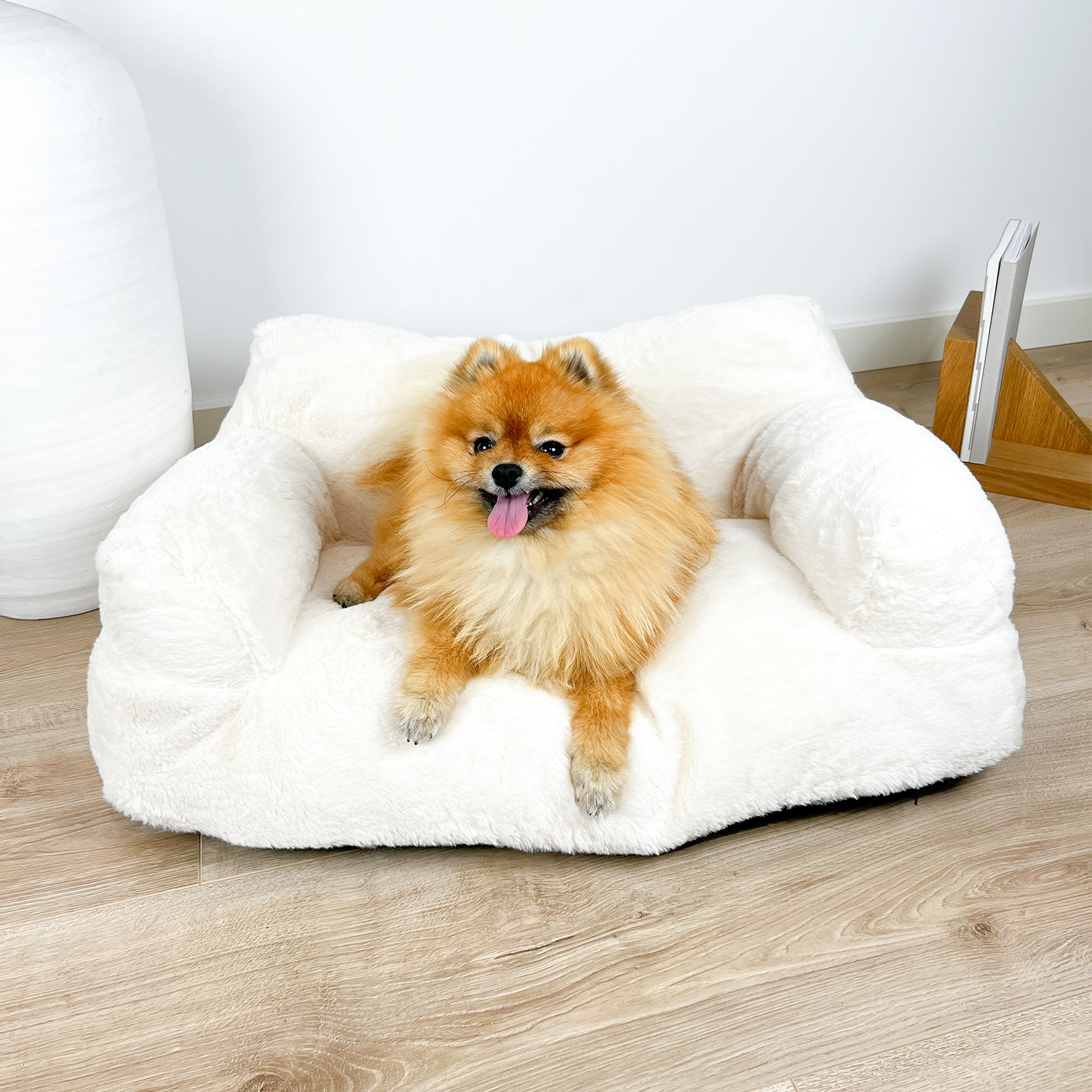 Vintage Dog & Cat Sofa Bed
